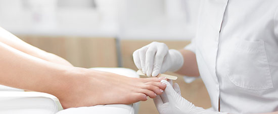 What you need to know before getting a pedicure, Dr. Bob Baravarian Los Angele Pedicure