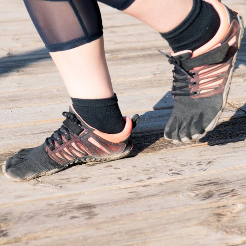 A minimalist running shoe